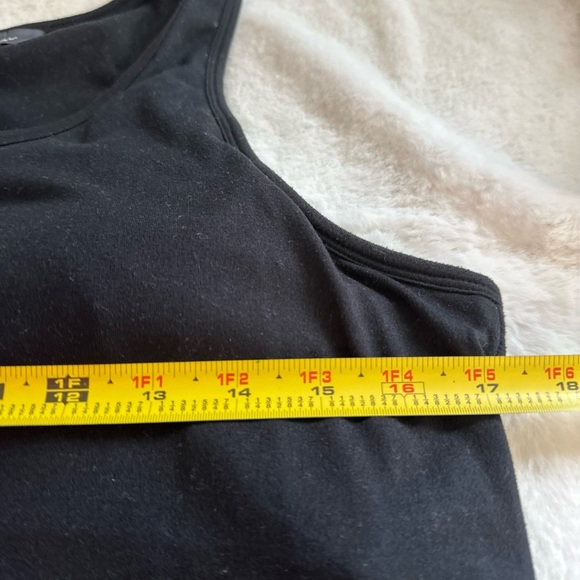 Black Sleeveless athletic dress - Picture 10 of 11